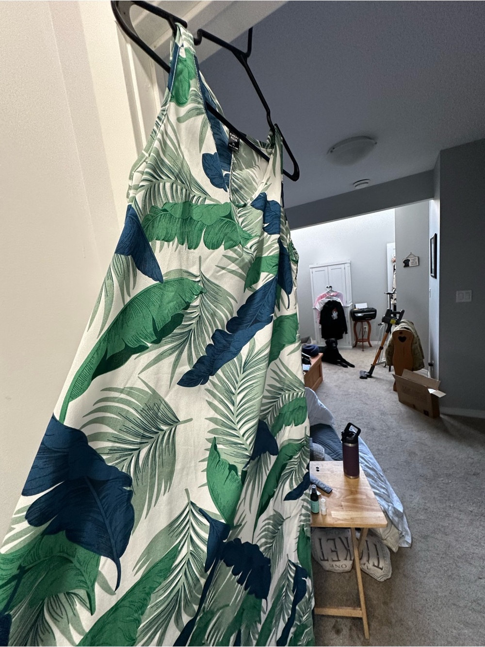 Green & Blue Tropical Leaf Midi Dress with V-Neck